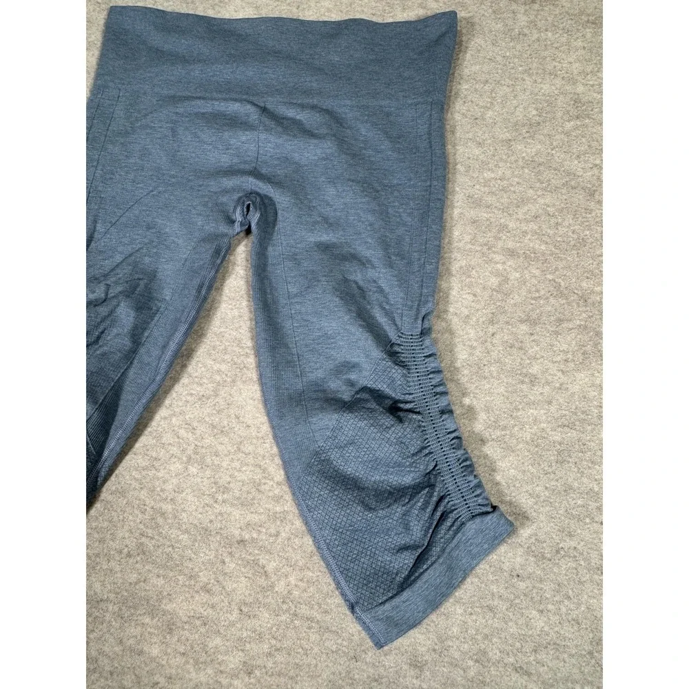 Lululemon Leggings Womens 8 Blue Capri High Rise Ruched Textured Yoga Athletic - Picture 3 of 15